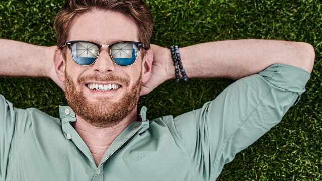 Carefree enjoyment of a sunny day 